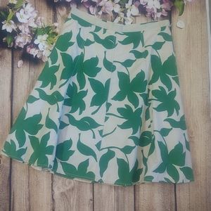 Banana Republic cream & green leaves flouncy skirt